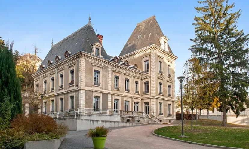 Appart'City Confort Lyon Cité Internationale - Appart Hôtel — photo 1