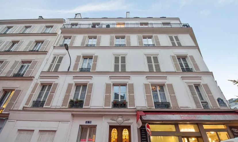 11 Rue de Moscou — photo 1
