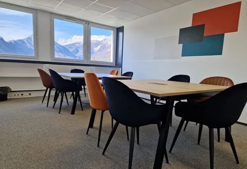 Pousse Locale — photo 1