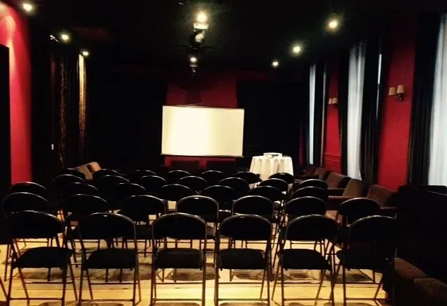 Victoria Hall — photo 2