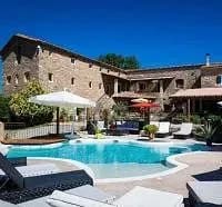Le Domaine Du Serre D'avène Accommodation And Rentals De Salles — photo 1