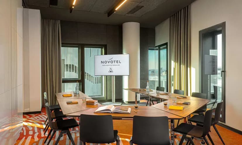 Novotel Paris Porte de Versailles — photo 1