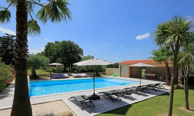 Domaine Castell de blés - Gîtes et chambres d'hôtes - Privatisation — photo 1