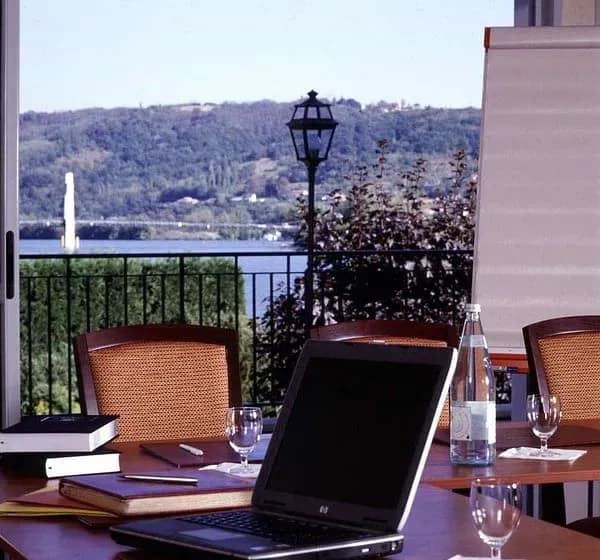 Le Beau Rivage — photo 2