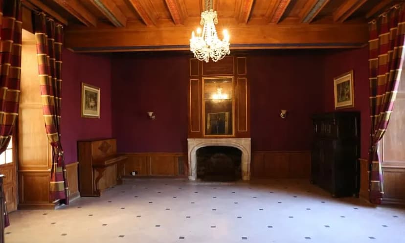 Chateau de Villeneuve — photo 2