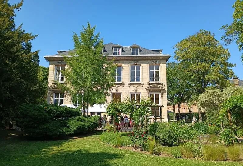 Hôtel de Massa — photo 1