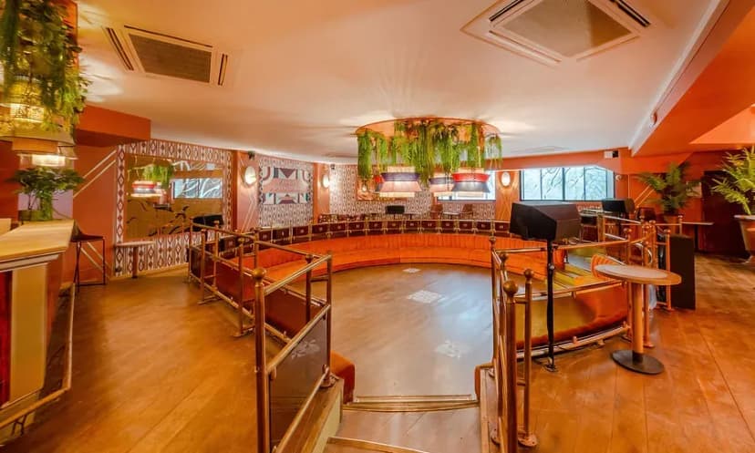Villa Yora restaurant péruvien japonais festif — photo 2