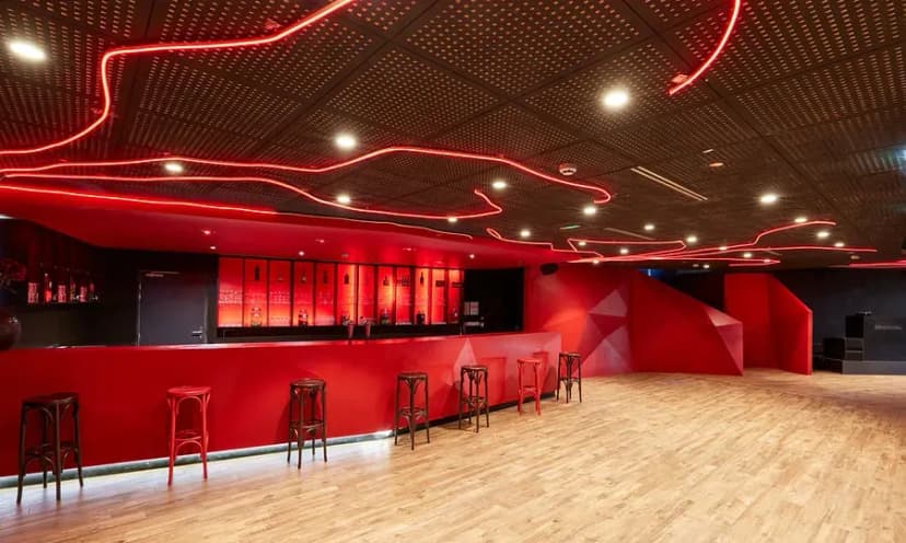 American Express Live Bar — photo 3