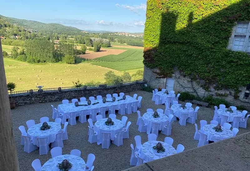 Chateau Cenevieres — photo 1