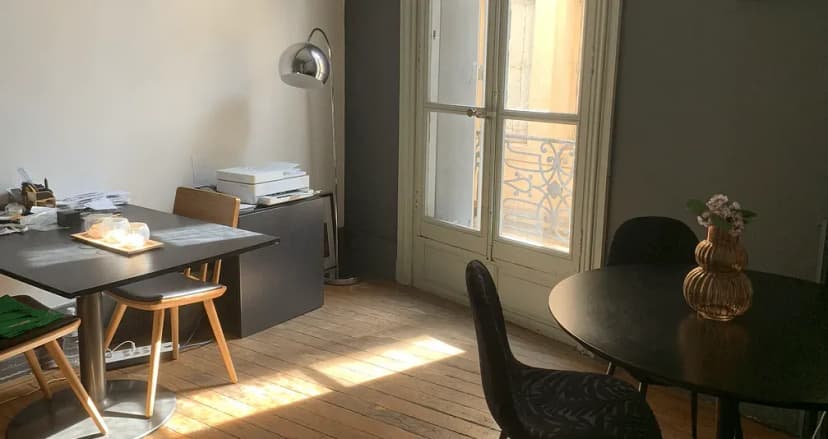 Com Visa — photo 2