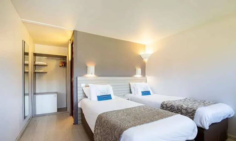 Hôtel Kyriad Valserhône Genève — photo 4