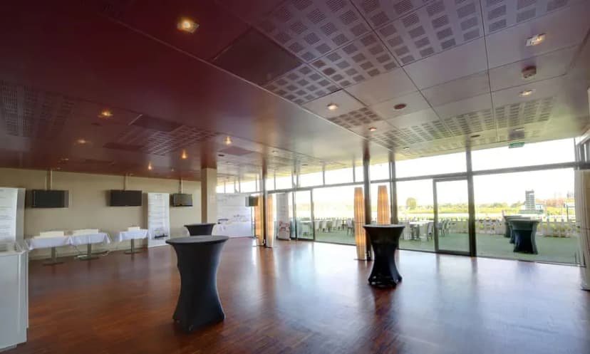 Saint-Cloud Racecourse — photo 3