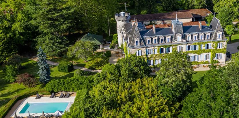 Chateau De Lalande — photo 1