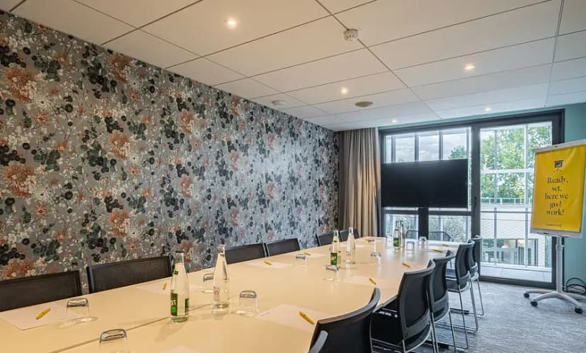 GOLDEN TULIP LYON OUEST – HOTEL & SPA — photo 2