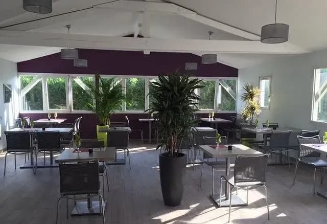 Brit Hotel Essentiel Troyes Aéroport — photo 5