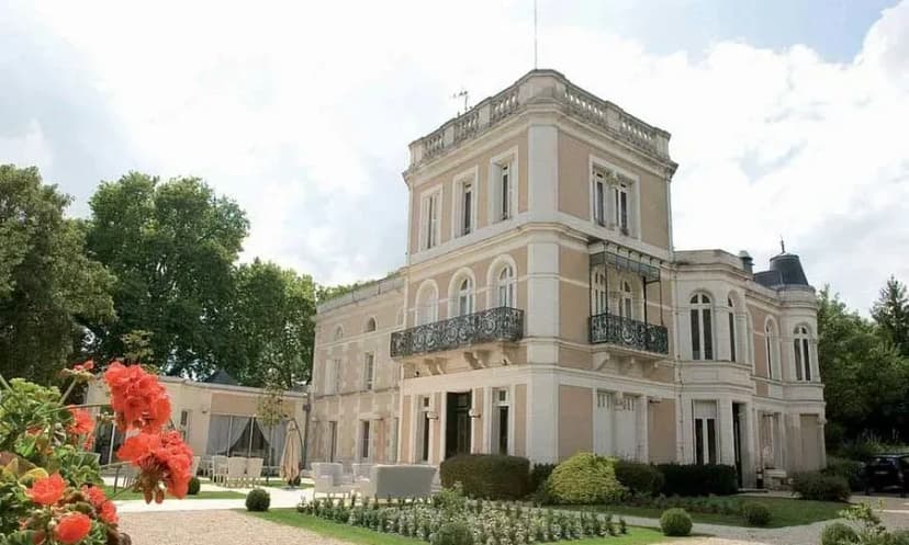 Château le Clos de la Ribaudière — photo 1