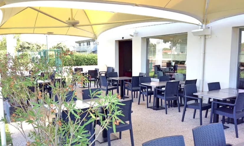 Hotel Restaurant Campanile Bollène — photo 4
