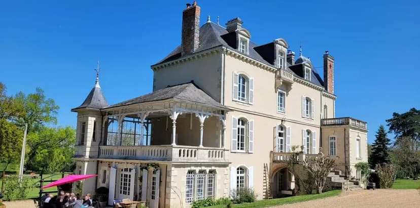 Chateau Vary — photo 1