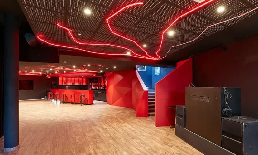 American Express Live Bar — photo 4