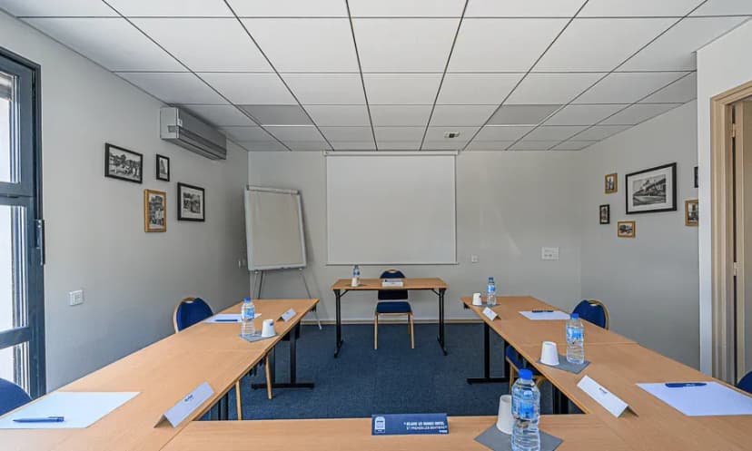 Hôtel Kyriad Vannes Centre-Ville — photo 3