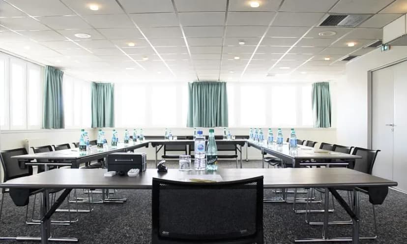 Hôtel Mercure Marne-la-Vallée Bussy-Saint-Georges — photo 1