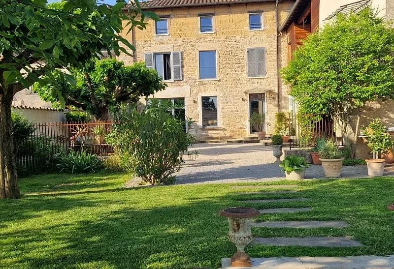 La Maison Des Monts D'or - Chambres Breakfast Cottages Lyon — photo 1