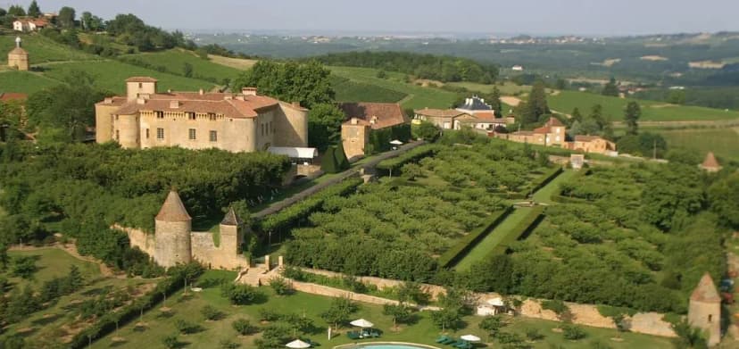 Château de Bagnols — photo 1