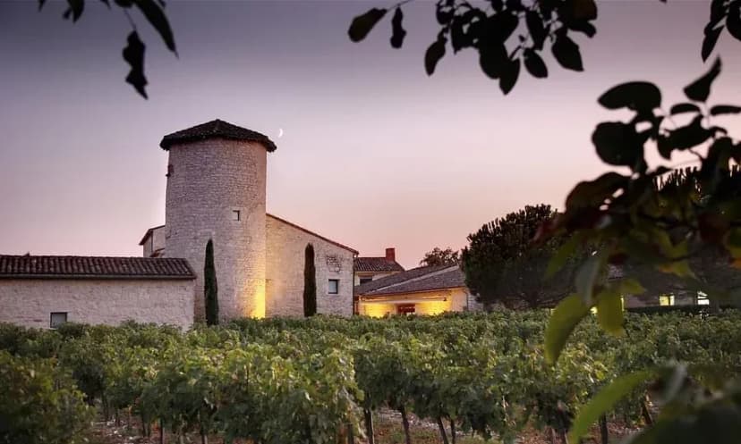 Chateau de Salettes — photo 1