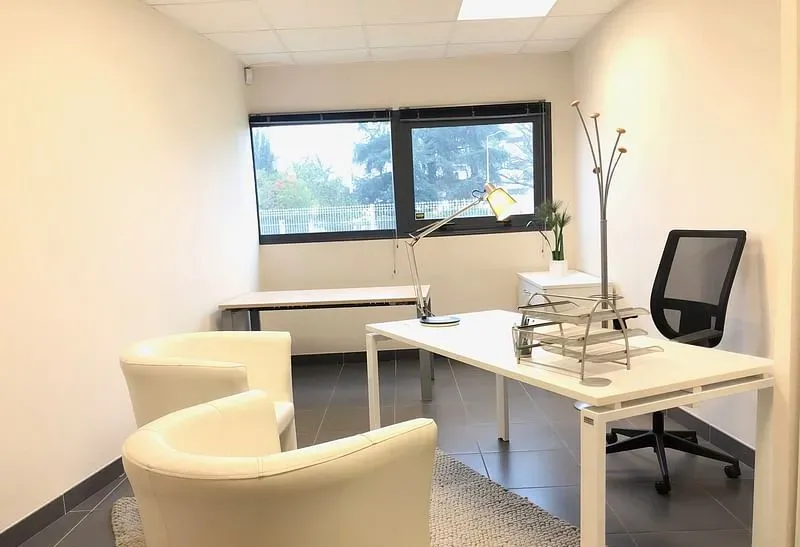 Pôle Mermoz - location salle de formations, bureaux partagés et individuels — photo 2