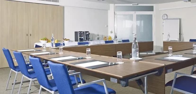 Holiday Inn Express Toulouse Airport, an IHG Hotel — photo 3
