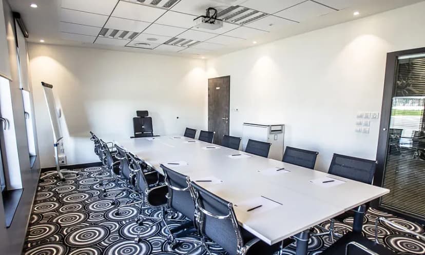 Holiday Inn Express Dijon — photo 2