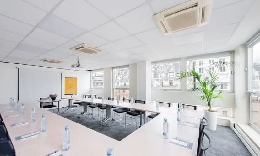 Multiburo Paris avenue Montaigne | Coworking, Bureaux, Salles de réunion et Domiciliation — photo 1