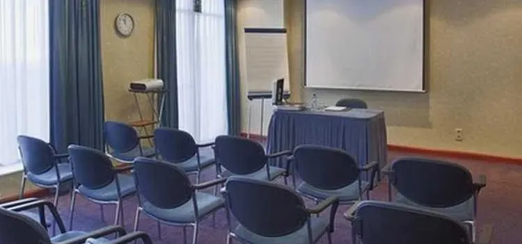 Holiday Inn Calais, an IHG Hotel — photo 3