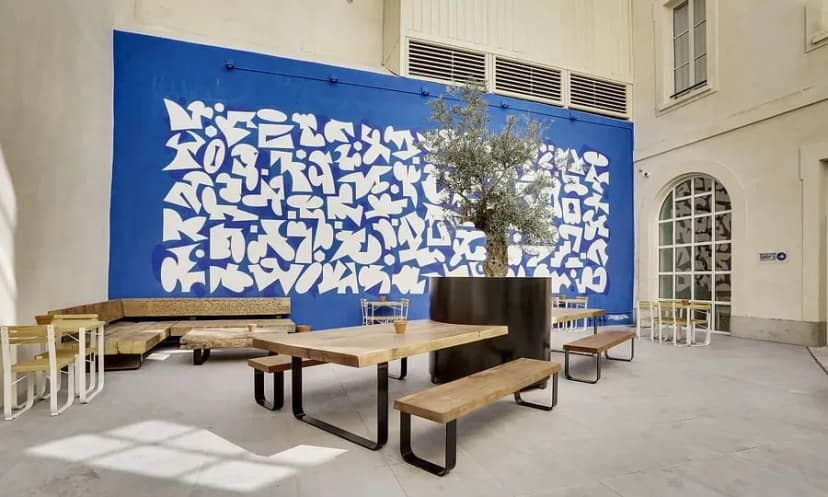 The People Hostel - Marseille — photo 1