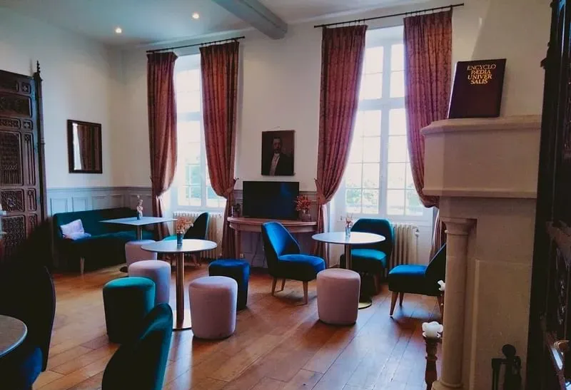 Château de l'Hermitage — photo 2