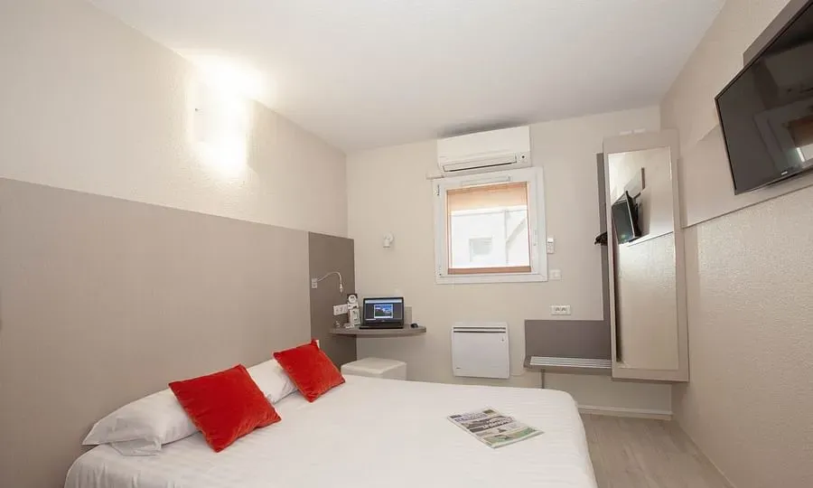 Best Hotel Lyon Saint Priest — photo 5