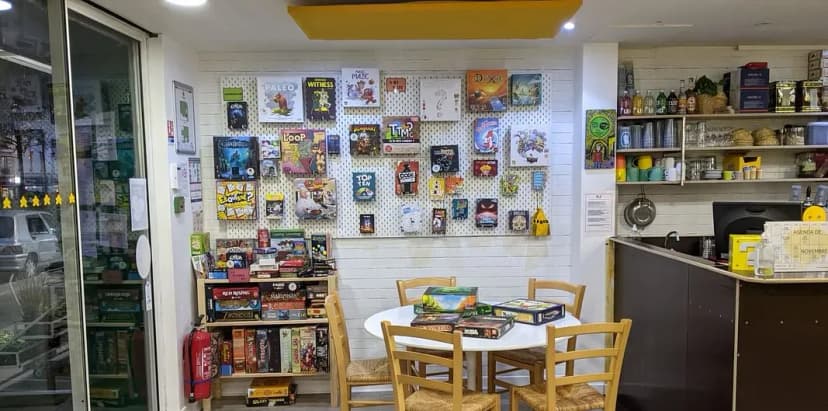 Au Bonheur des Jeux — photo 3