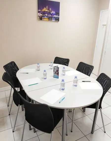 Sofradom - Domiciliation d’entreprise - Agence Paris 9 - Henry Monnier — photo 2