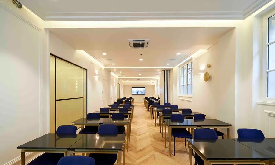 Luxury Hotelschool Paris — photo 2