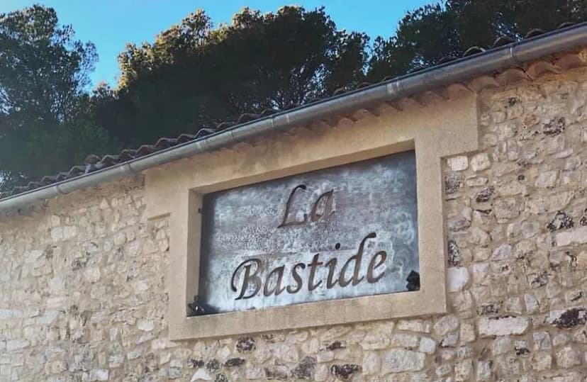 La Bastide de Venelles — photo 1