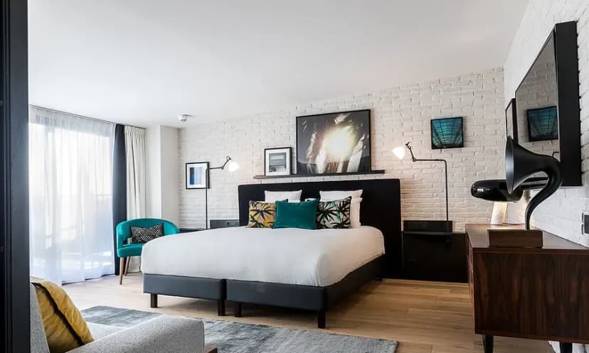 LAZ' Hôtel Spa Urbain — photo 5