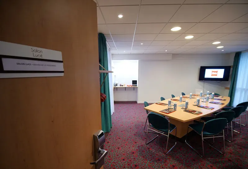 Hotel Ibis Chartres Ouest Luce — photo 4