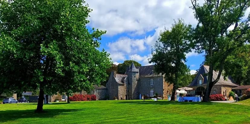Chateau de Villeneuve — photo 1