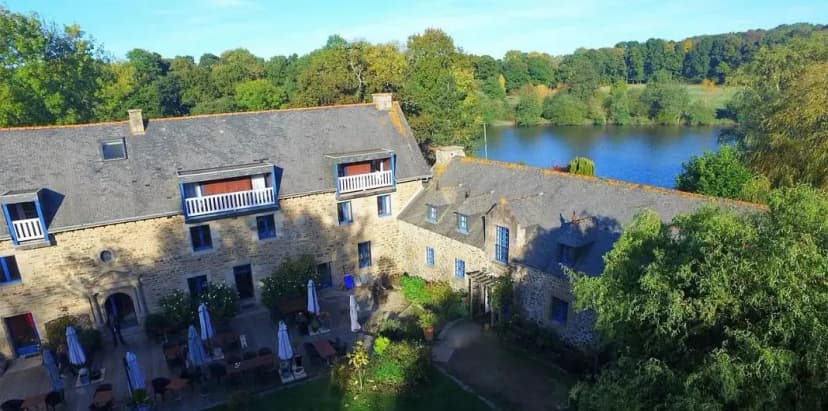 Logis Hôtel le Manoir des Portes — photo 1