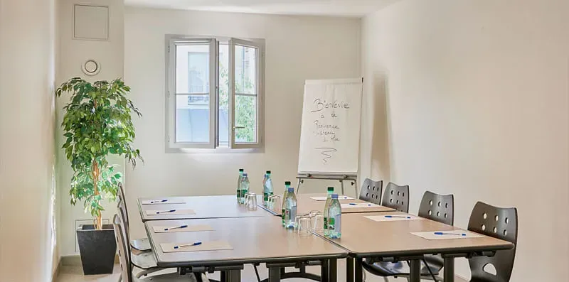 Residence Château Du Mée · Appart Hôtel Mée — photo 3