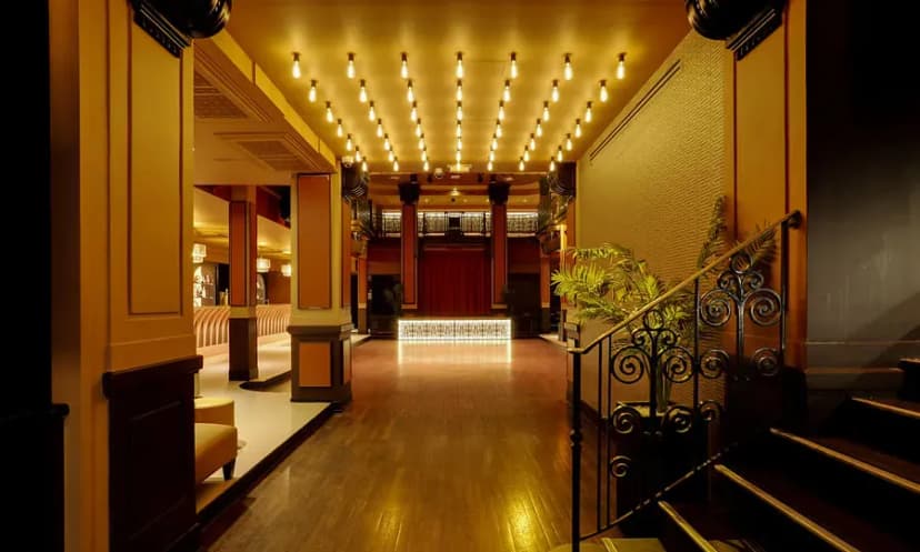Club Haussmann — photo 2