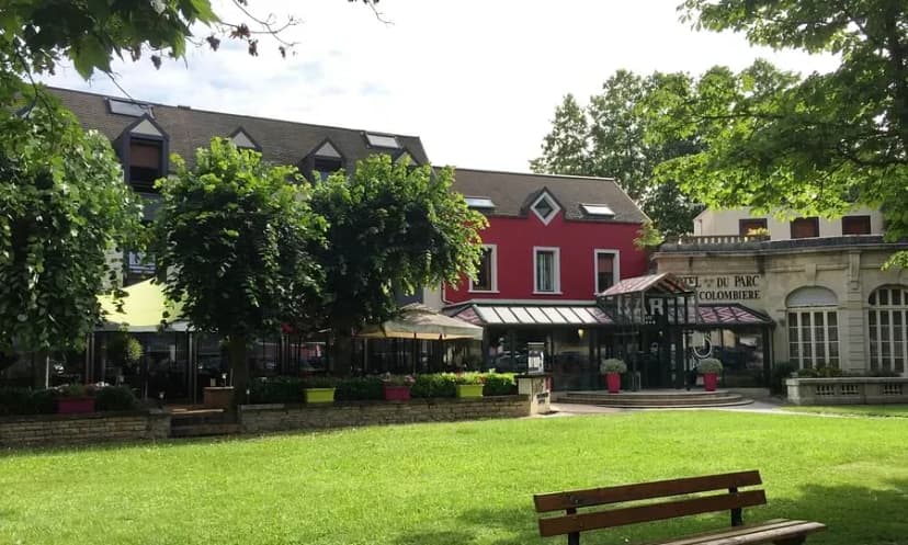 Hotel Restaurant Du Parc De La Colombiere — photo 1