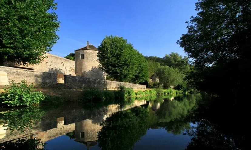 La Tour Madame Côté-Serein — photo 1