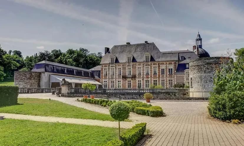 Château d'Étoges - Hôtel — photo 1