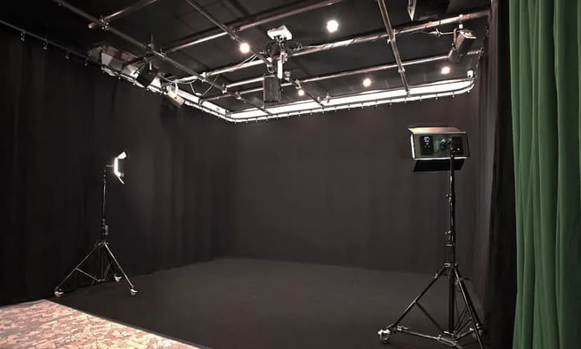 PARIS PHOTO STUDIO — photo 2